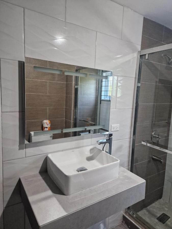 Hotel Amharic Kingston Zewnętrze zdjęcie