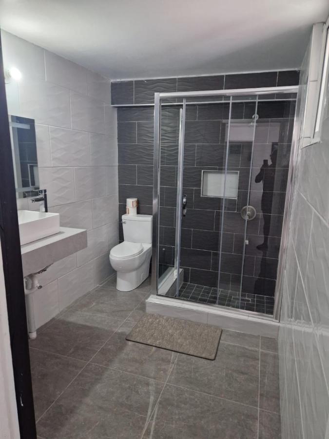 Hotel Amharic Kingston Zewnętrze zdjęcie